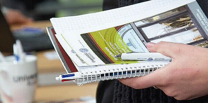 Informationsbroschüren zum Studium an der Universität Rostock
